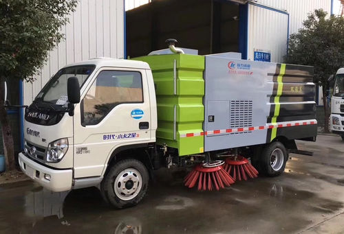 Camion aspiratore - CLW1160 - CLW GROUP - polverizzatore / a 2 assi / con motore diesel