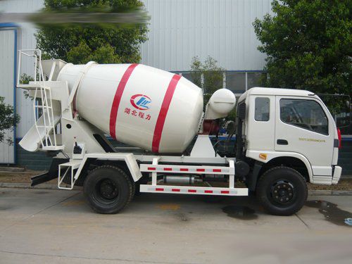 Camion betoniera per calcestruzzo - CLW GROUP - idraulico