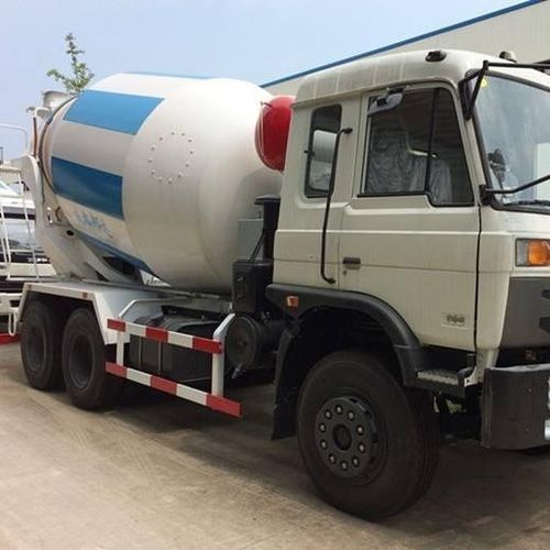 Camion betoniera per calcestruzzo - CLW GROUP - con motore diesel / a bassa emissione di CO2