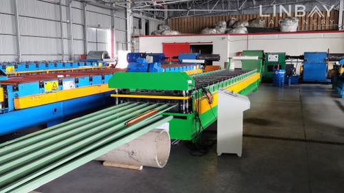 Profilatrice per pannelli per copertura - WUXI LINBAY MACHINERY CO.,LTD - controllata da PLC