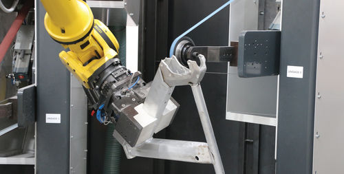 Cella robotizzata per movimentazione - Motofil - lucidatrice