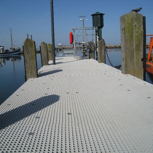 Grigliato GRP - BK5 series - Lichtgitter GmbH - in corindone / antiscivolo / ad alta resistenza chimica