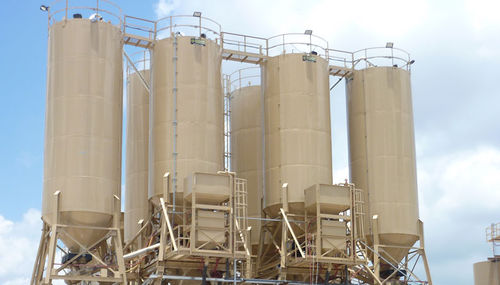 Silo a fondo conico - Vince Hagan - per cemento / per fusti di vino / per ceneri