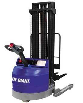 Carrello elevatore retrattile elettrico - BGN series - Blue Giant - con conducente in piedi / per corsie strette / per movimentazione