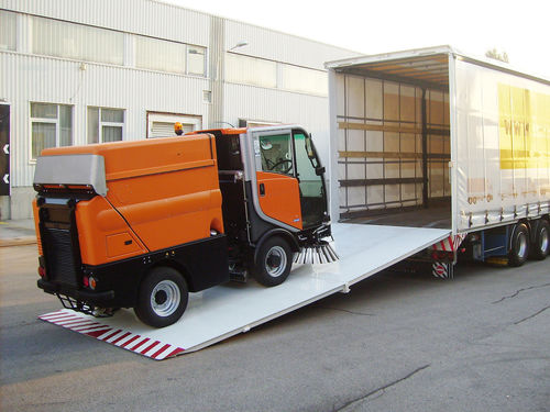 Rampa a serramanico - DH-AR2 series - Dhollandia - per camion / su autotelaio / idraulica