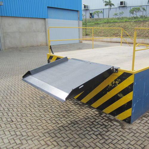 Rampa per pontile - DH-DR.90 - Dhollandia - fissa / idraulica / in acciaio