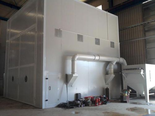 Cabina di sabbiatura con iniettore - Guangdong Jingzhongjing Industrial Painting Equipments Co., Ltd. - automatica / a tunnel