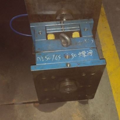 Stampaggio a iniezione plastica termoplastica - Huasheng Pipeline Technology Company - in PVC / di tubi / per grandi serie