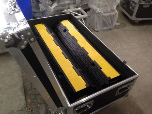 Rampa per tubi flessibili - JW-CP-002A - Wuhan Jackwin Industrial Co., Ltd. - di rivestimento / per tubo di protezione di cavi / in gomma