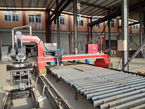 Macchina da taglio al plasma - Anhui Runbang Heavy Industry Machinery CO., Ltd. - per metallo / per lamiere / per tubi metallici
