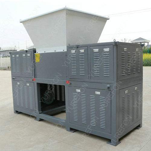 Trituratore in plastica - RF-D series - Yurefon Machinery(Zhangjiagang) Co., Ltd. - a 2 alberi / per rifiuti solidi sfusi / carta