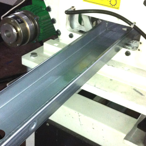 Profilatrice per profili sigma - DMMET GROUP - con taglio