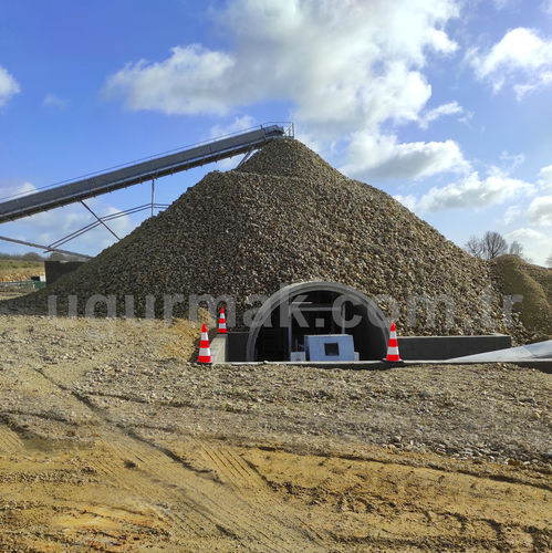 Alimentatore a vibrazione - UTF - Uğurmak Crushing and Screening Plants - per prodotti sfusi / a motore