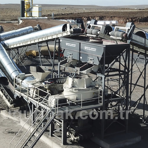 Tramoggia di distribuzione - UMB - Uğurmak Crushing and Screening Plants - per calcestruzzo / per macchinari di estrazione mineraria / per sabbia