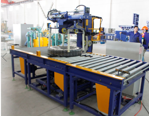 Linea di imballaggio per pneumatici - Shanghai Fhope machinery co.,ltd - automatica