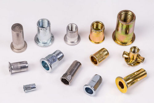 Dado rivetto - Jun Hai Enterprise CO., LTD - in metallo / filettato
