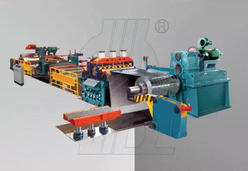 Linea di taglio in strisce di nastro in metallo - HL-ZJ1250-120 - Hengli CNC TechnologyCo., Ltd - CNC / alimentata a bobina