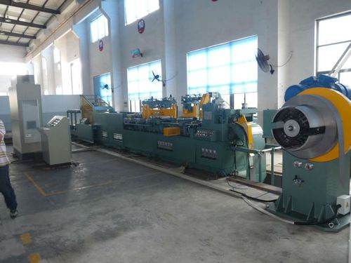 Linea di taglio trasversale raddrizzatrice - HL-HJ series - Hengli CNC TechnologyCo., Ltd - per metallo / di bobina / di lastre