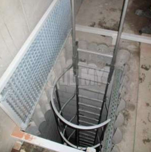 Scala da appoggio in alluminio - JOMY SA - telescopica / con gabbia di sicurezza / per pozzi