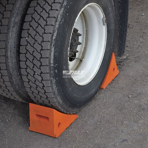 Spessore per camion - UC1500 - Justrite Safety Group