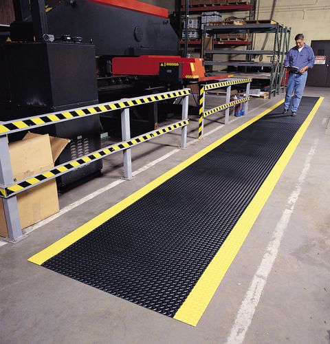 Tappeto antiscivolo - 737 Diamond Plate Runner™ - Justrite Safety Group - in PVC / da interno / nero