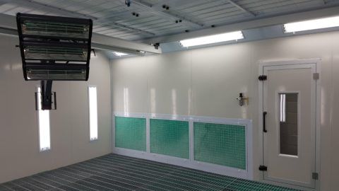 Cabina di verniciatura chiusa - Mecatelier - per l'industria del legno / automatica / a ventilazione orizzontale