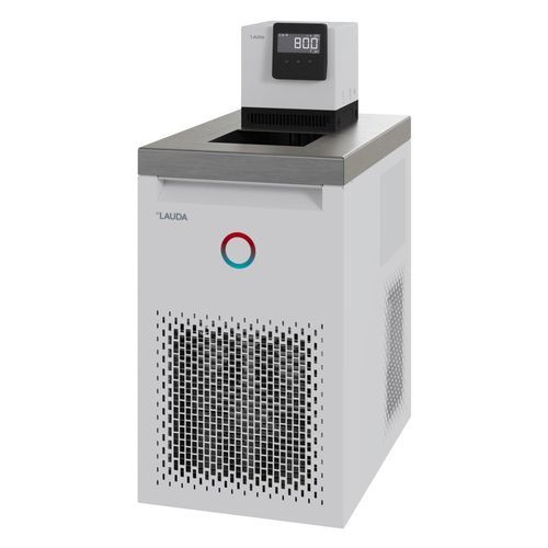 Bagno termostatico refrigerato - Universa U 830 E - LAUDA DR. R. WOBSER GMBH & CO. KG - display digitale / a circolazione / automatico