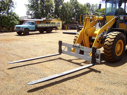 Piastra portaforche per carrello elevatore - Saur