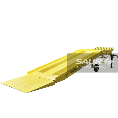 Rampa di carico idraulica - Saur - per magazzino / per camion / mobile