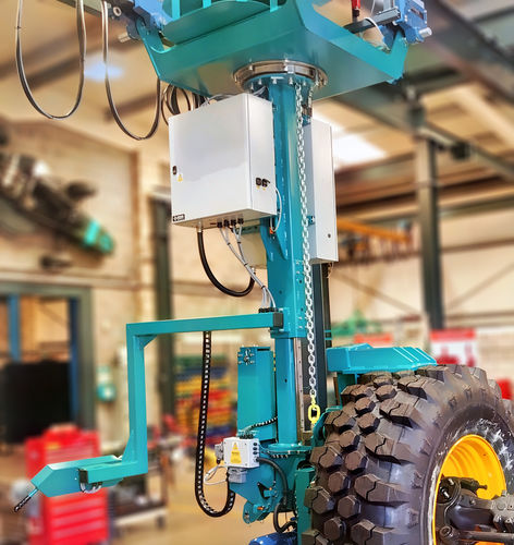 Albero di sollevamento verticale - Handling Concepts Ltd - elettrico / telescopico