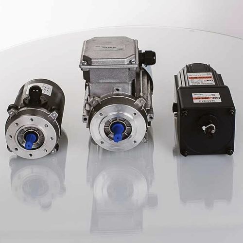 Motoriduttore AC - ELRA Antriebstechnik Vertriebs Ges.m.b.H - a ingranaggi elicoidali / 100 W...500 W / 10 W...50 W