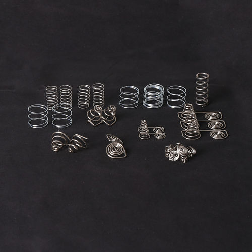 stampaggio per contatti di batteria - HLC METAL PARTS LTD