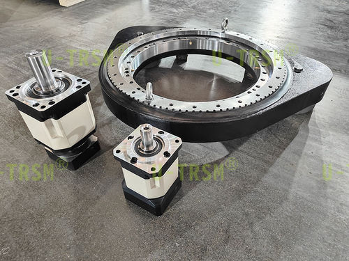 Sistema di trasmissione rotativo a vite senza fine - 2-S-II-O-0541 - Unique Transmission Equipment(Luoyang)Co., LTD - doppio / per carichi eccezionali
