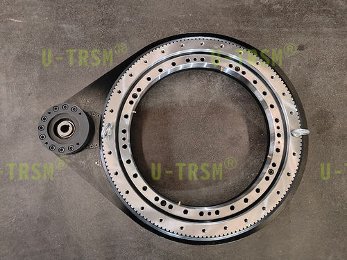 Sistema di trasmissione rotativo singolo - 2-S-10541-OP - Unique Transmission Equipment(Luoyang)Co., LTD - a vite senza fine