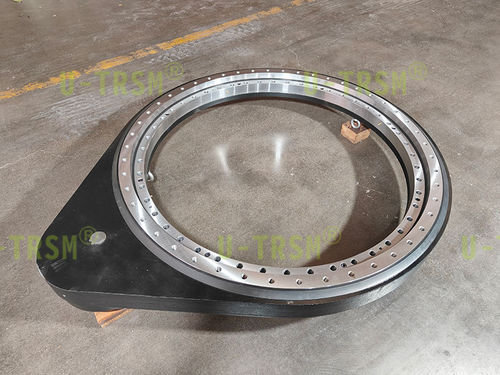 Sistema di trasmissione rotativo a vite senza fine - S-III-O-1355-5.61    - Unique Transmission Equipment(Luoyang)Co., LTD