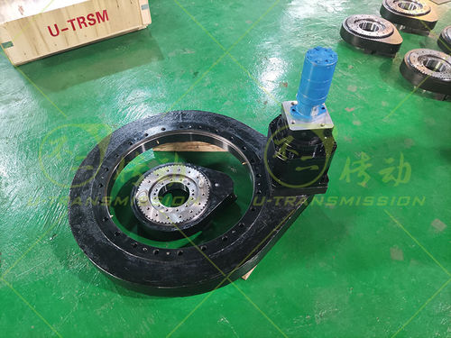 Sistema di trasmissione rotativo per carichi eccezionali - SP-III-0755 - Unique Transmission Equipment(Luoyang)Co., LTD
