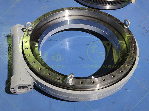 Sistema di trasmissione rotativo con corona dentata - SE-II-O-32 - Unique Transmission Equipment(Luoyang)Co., LTD - singolo / a vite senza fine