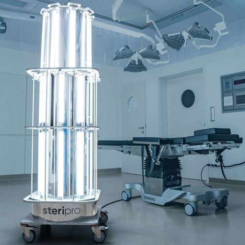 Robot di disinfezione UV-C - SteriPro - UVC SOLUTIONS D.O.O. - per ospedale