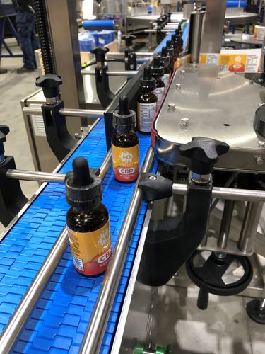 Etichettatrice automatica - Sovereign Labelling Machines Limited - per bottiglie / per lattine / wraparound