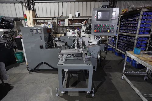 Alimentatore per rettificatrice senza centri - S-TYPE Ltd., Co. - pneumatico