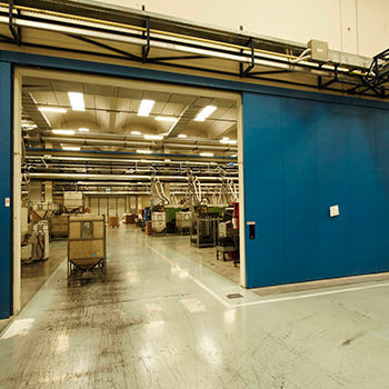 Porta scorrevole - SCSTF - Moreschi Chiusure Industriali S.r.l. - in acciaio / per interno / tagliafuoco