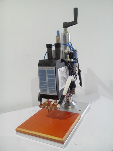 Sistema di saldatura a punti - Will-Best Welding Equipment Co., Ltd. - automatico / benchtop