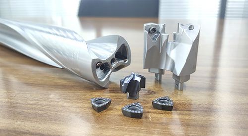 Punta a inserti - Zhengzhou Halnn Superhard Materials Co., Ltd. - multiuso / a grande velocità di avanzamento / a centrare