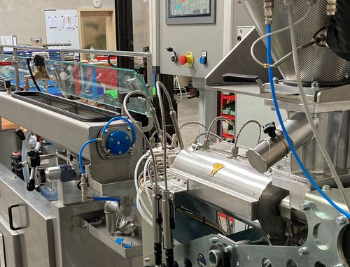 Linea di estrusione multistrato - KOMAX - con raffreddamento ad acqua / monostrato / ad alto rendimento
