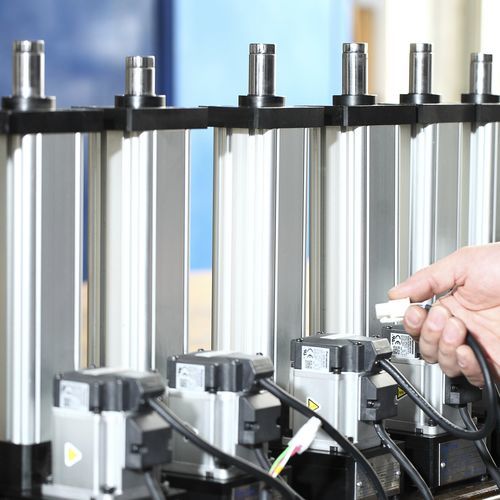 Servo-cilindro elettrico - Lim-Tec (Beijing) Transmission Equipment Co., Ltd. - passo passo / servomotore / con vite a sfere