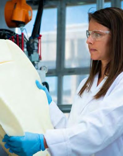 Schiuma di protezione di isolamento - RUBITRIM® - Huntsman Advanced Materials - per l'industria automobilistica / in poliuretano
