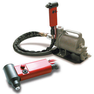 Rivettatrice idropneumatica - RAC 2500P - FAR - oleopneumatica / per rivetti a strappo / con sistema di espulsione