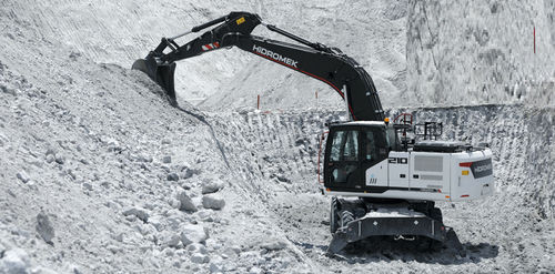 Escavatore intermedio - HMK 210 W - HIDROMEK co. - su ruote / Tier 4 finale / per cantiere di costruzione