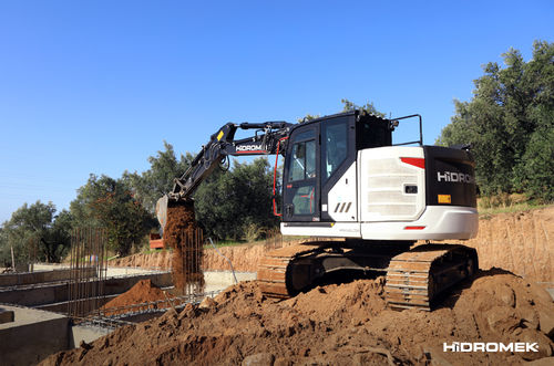 Escavatore intermedio - HMK 145 LC SR - HIDROMEK co. - cingolato / diesel / per cantiere di costruzione