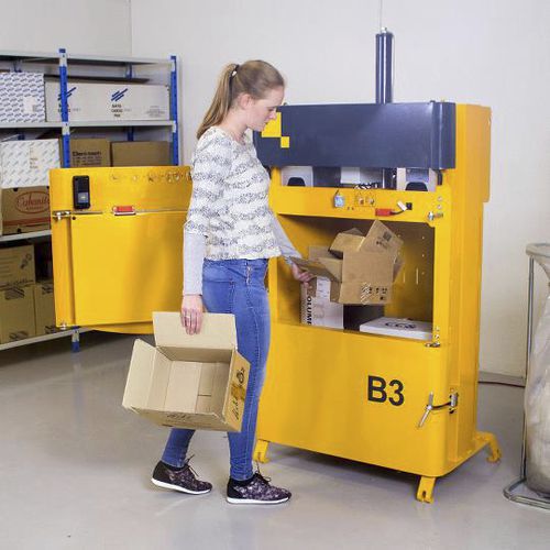 Pressa imballatrice per cartone - B3 - Bramidan Balers - per plastica / verticale / a carico frontale